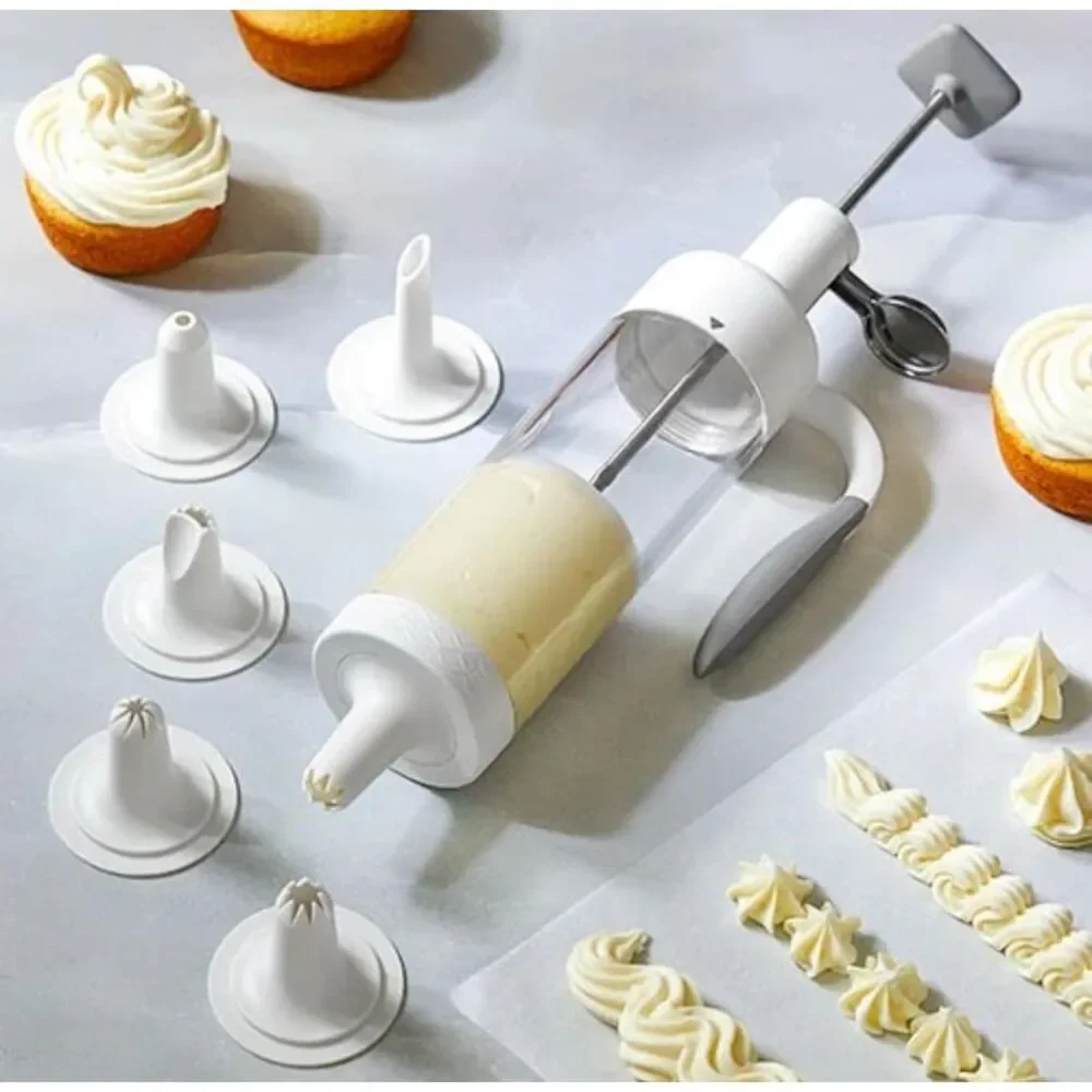 The Pampered Chef Easy Accent Decorator 1778 Complete Cakes Craft Open Box READ